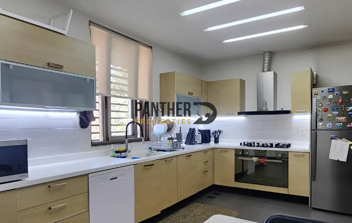 Apartment for sale in Baabda, lebanon - 3 bed, 5.0 bath