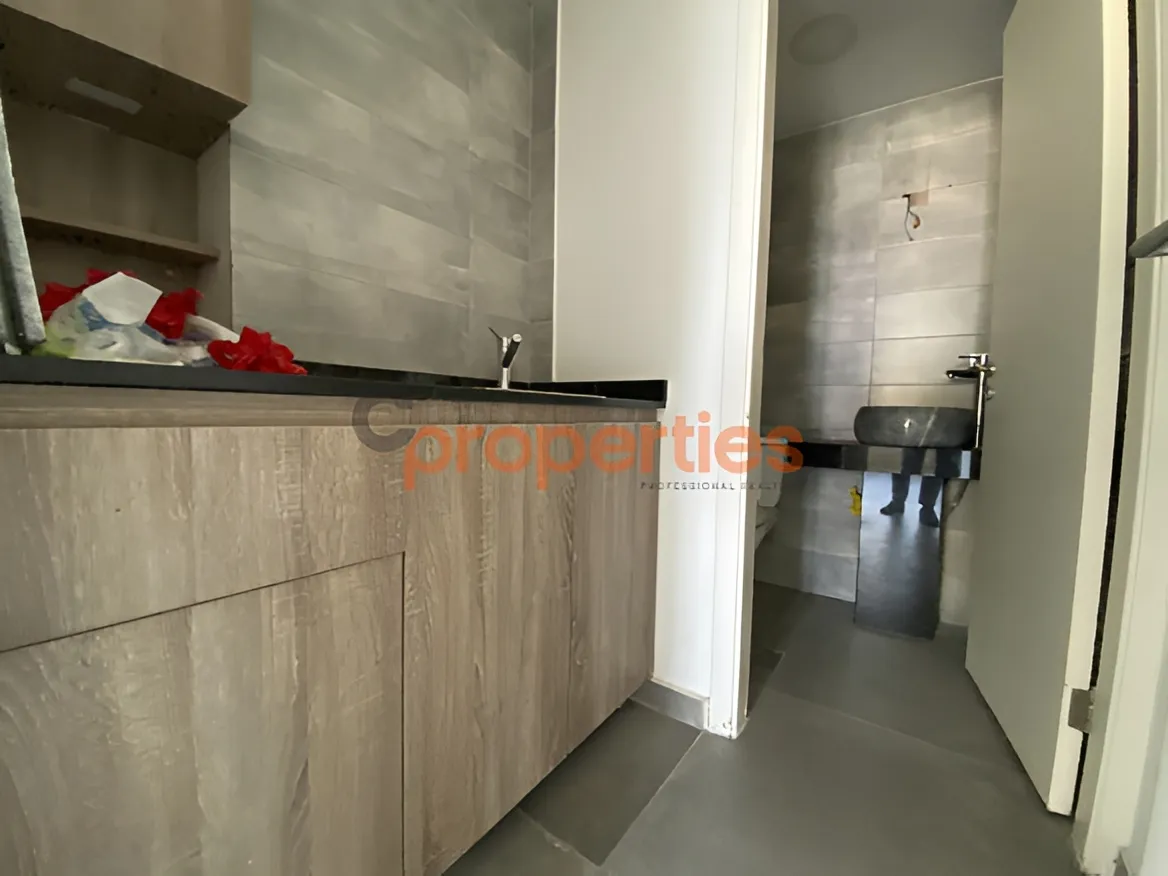 Office for Rent in Zalqa