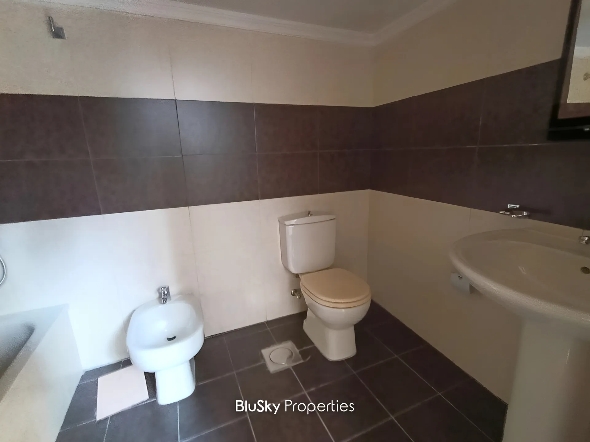 Apartment for Sale in Fidar