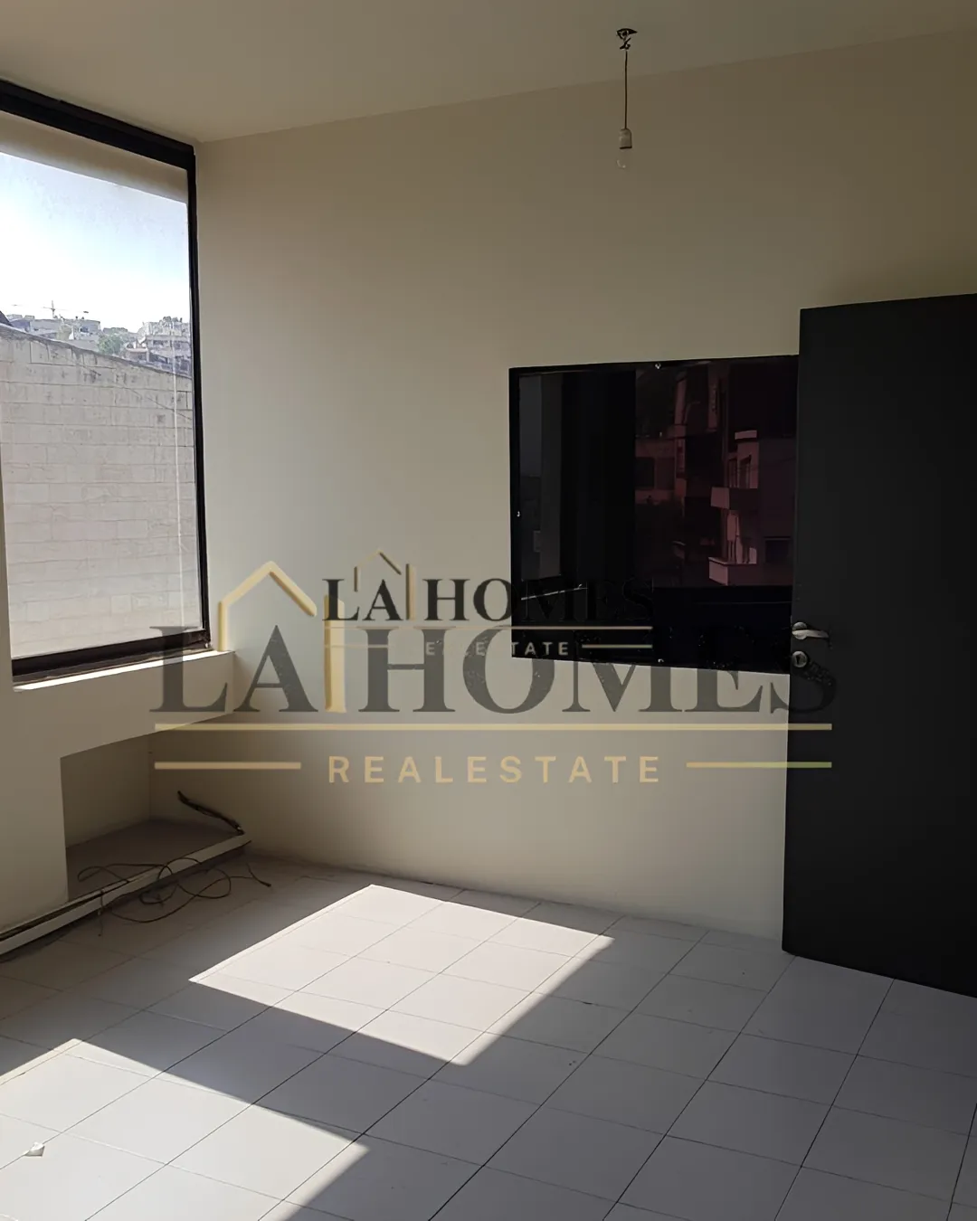 Office for rent in Hazmieh