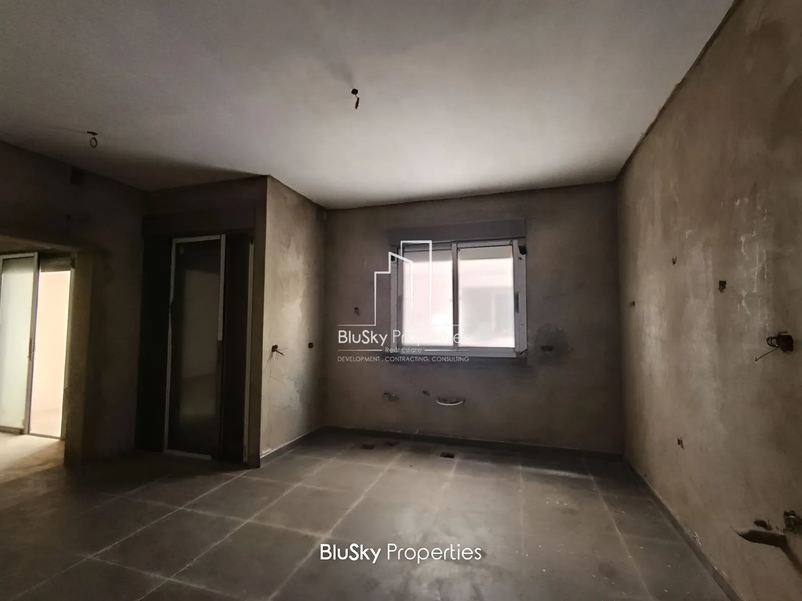 Apartment for Sale in Haret Sakher - 3 bed, 5 bath