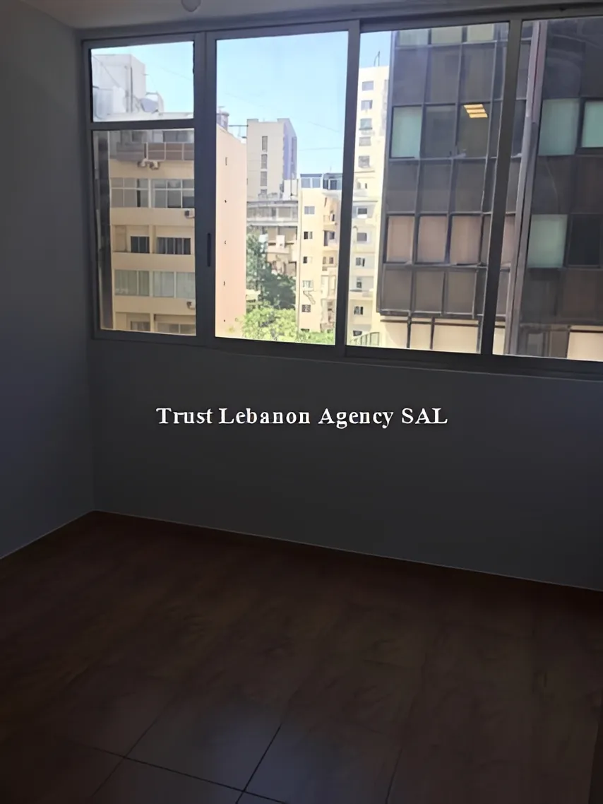Office for rent in Achrafieh, Sessine
