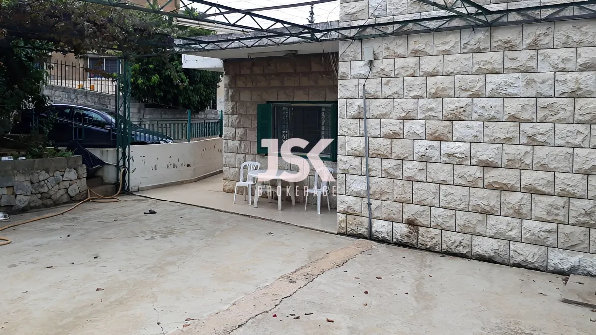 Villa for Sale in Mazraat Yachoua, Lebanon