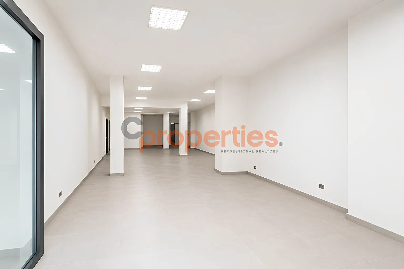 Showroom for Sale in Beit Meri