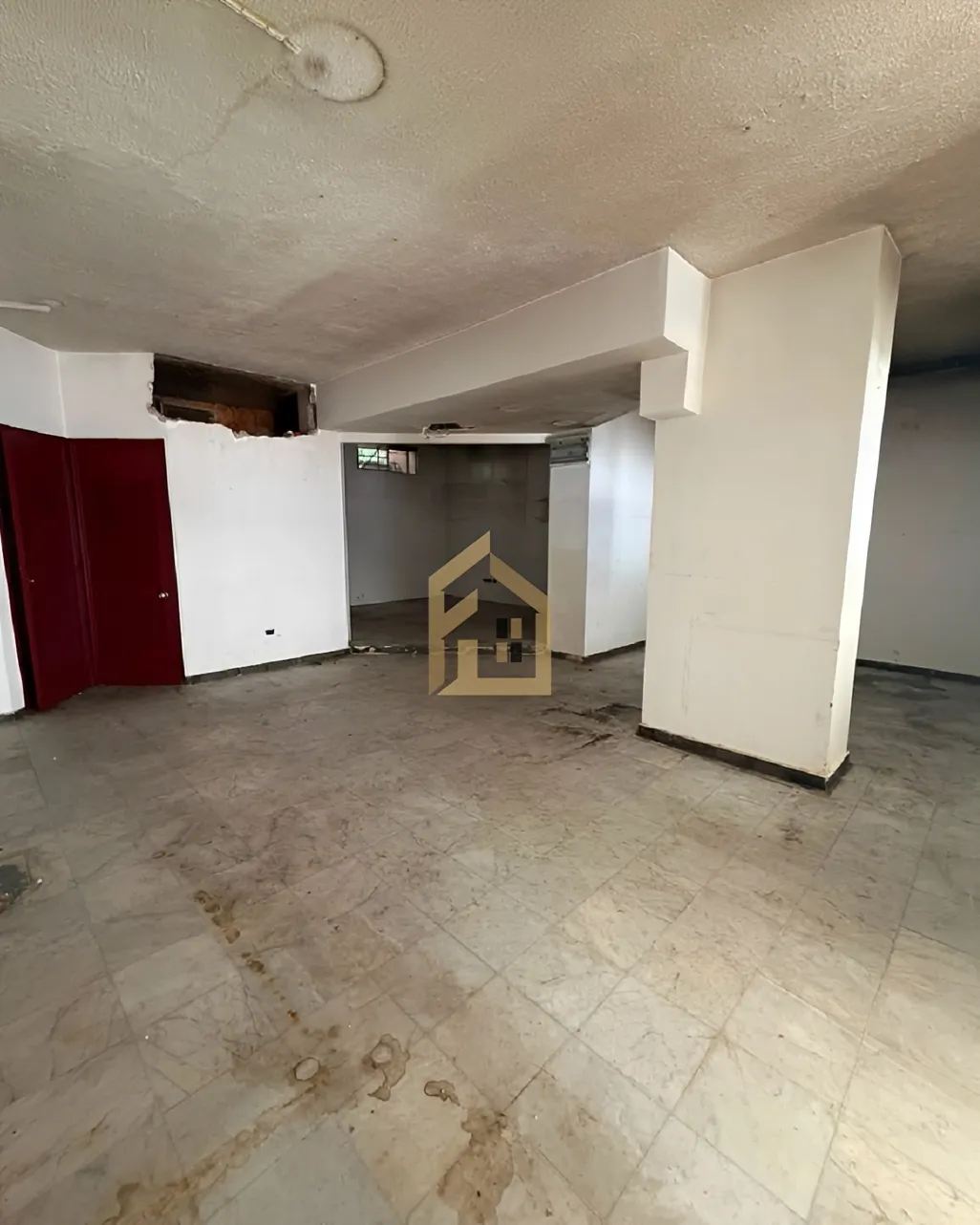 Shop for rent in Caracas, Beirut, Lebanon
