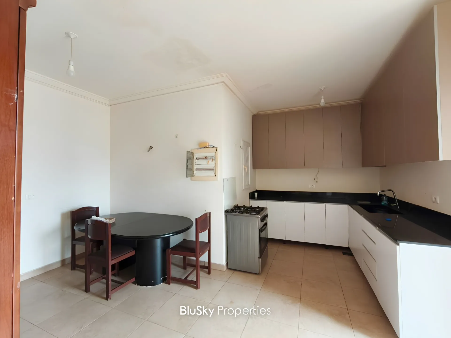 Apartment for rent in Adma w dafnah, lebanon