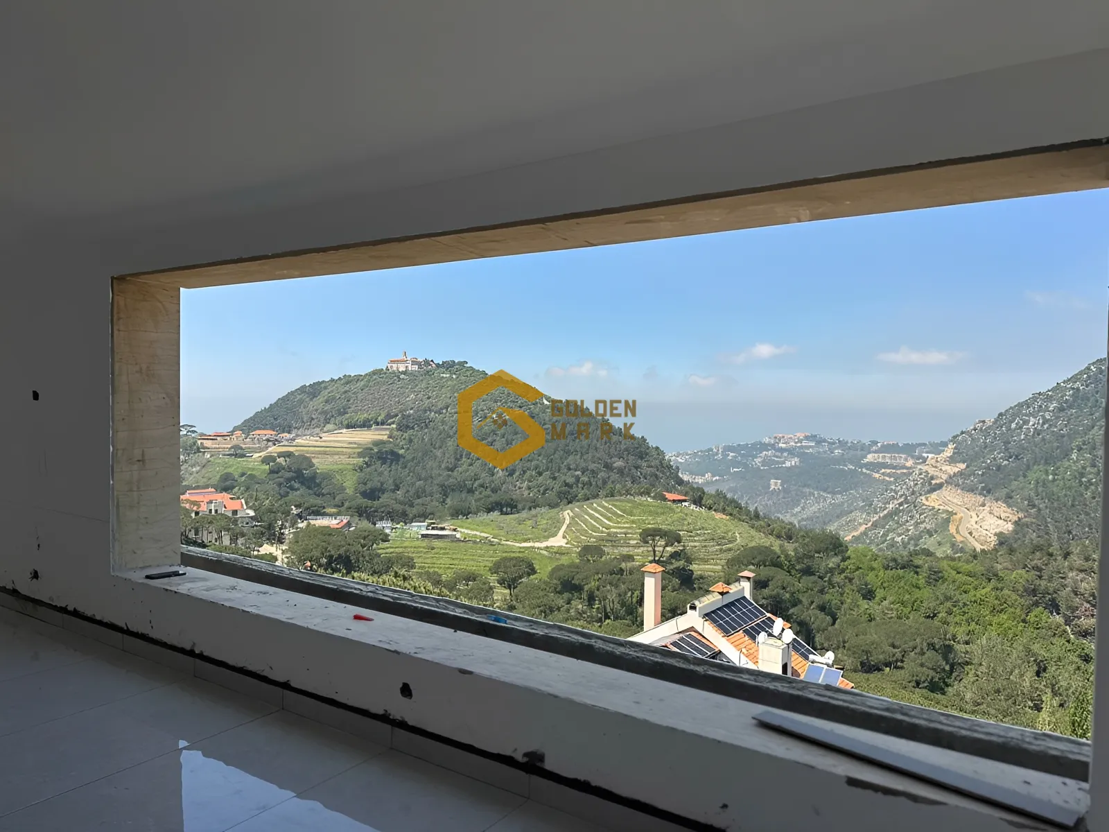 Loft for Sale in Mar Chaaya - 4 bed, 4 bath