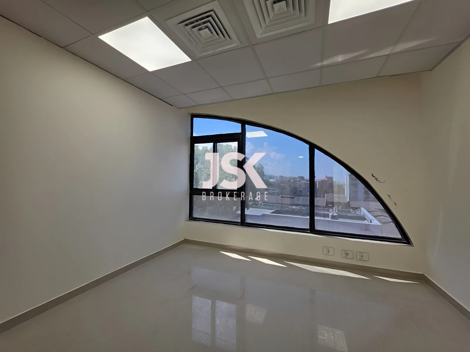 Office for Rent in Hazmieh
