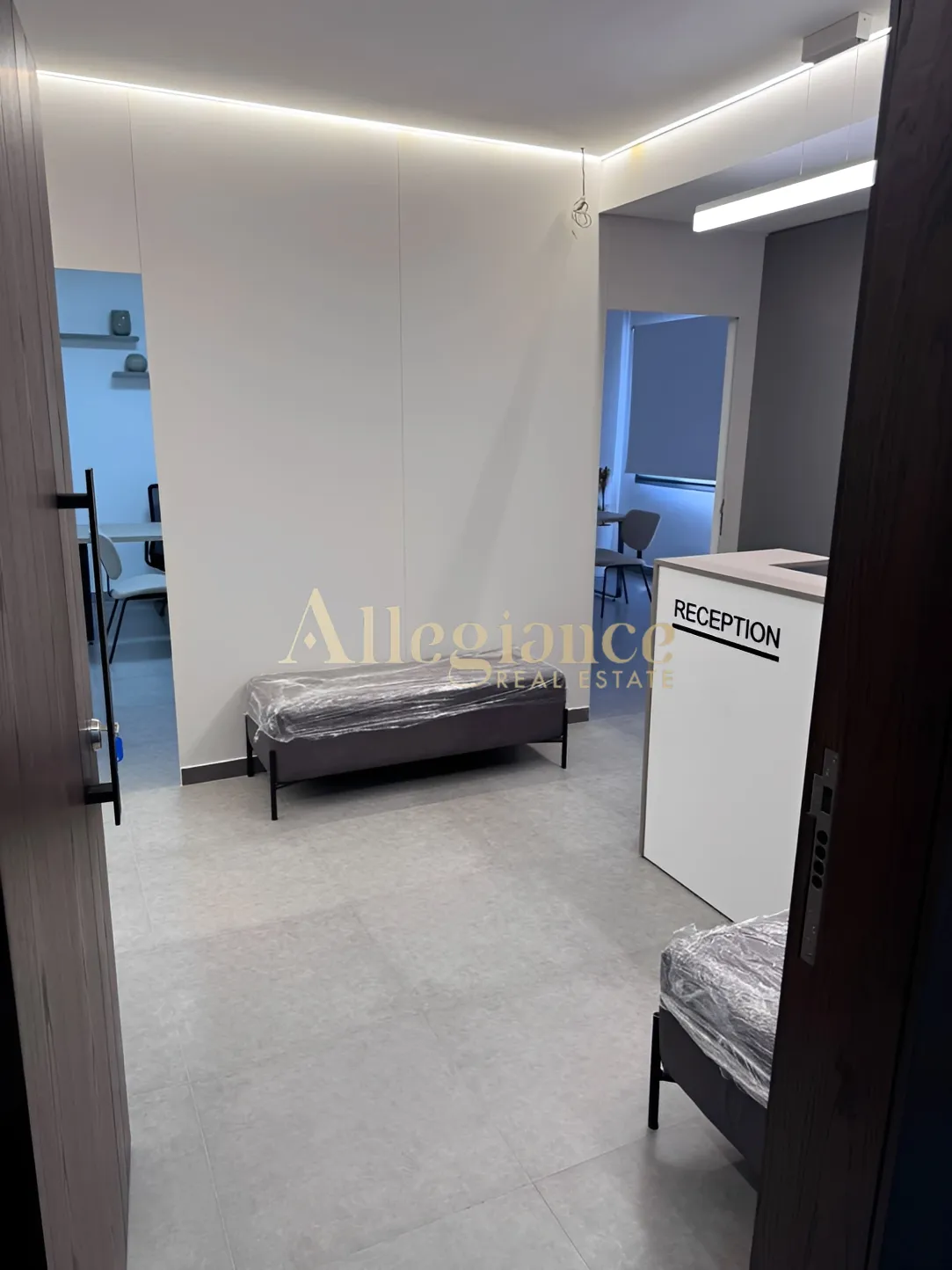 Office for rent in Bsalim