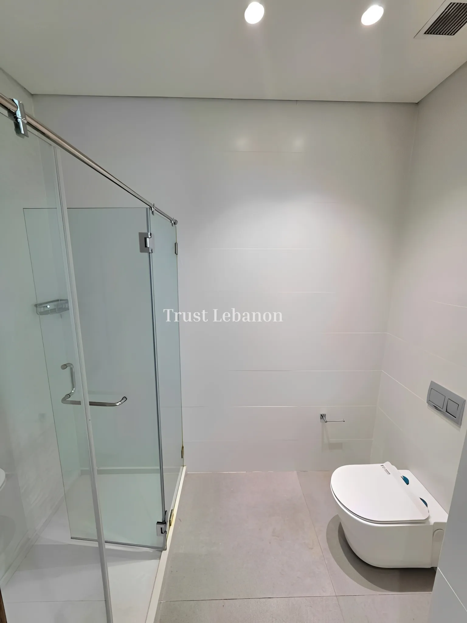 Office for rent in Zouk Mosbeh, Lebanon