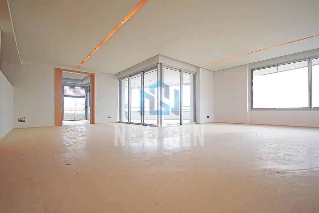 Apartment for sale in Clemenceau, Bayrut, Lebanon - 3 bed, 6 bath