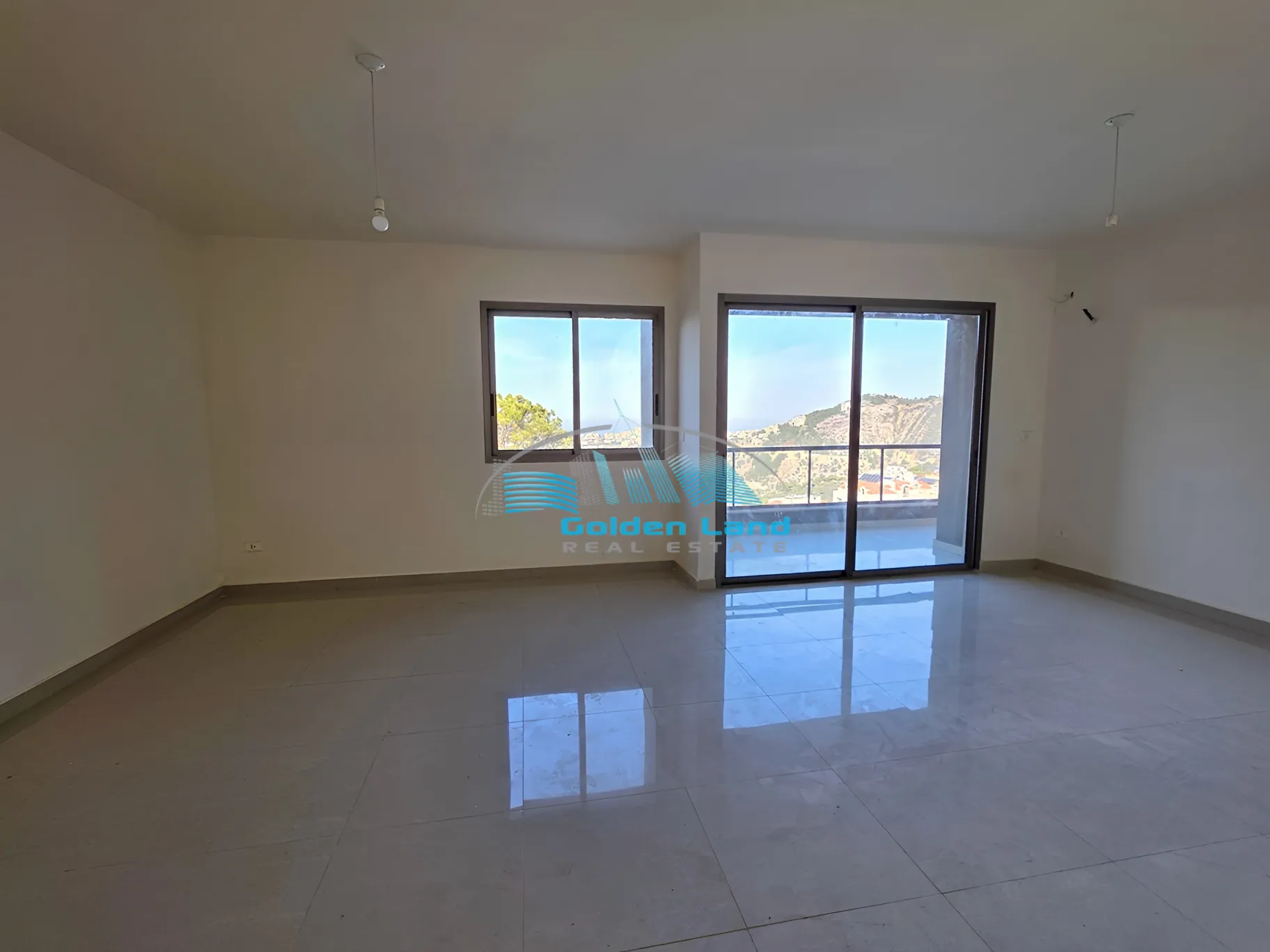 Apartment for sale in Zikrit, Lebanon - 3 bed, 2 bath