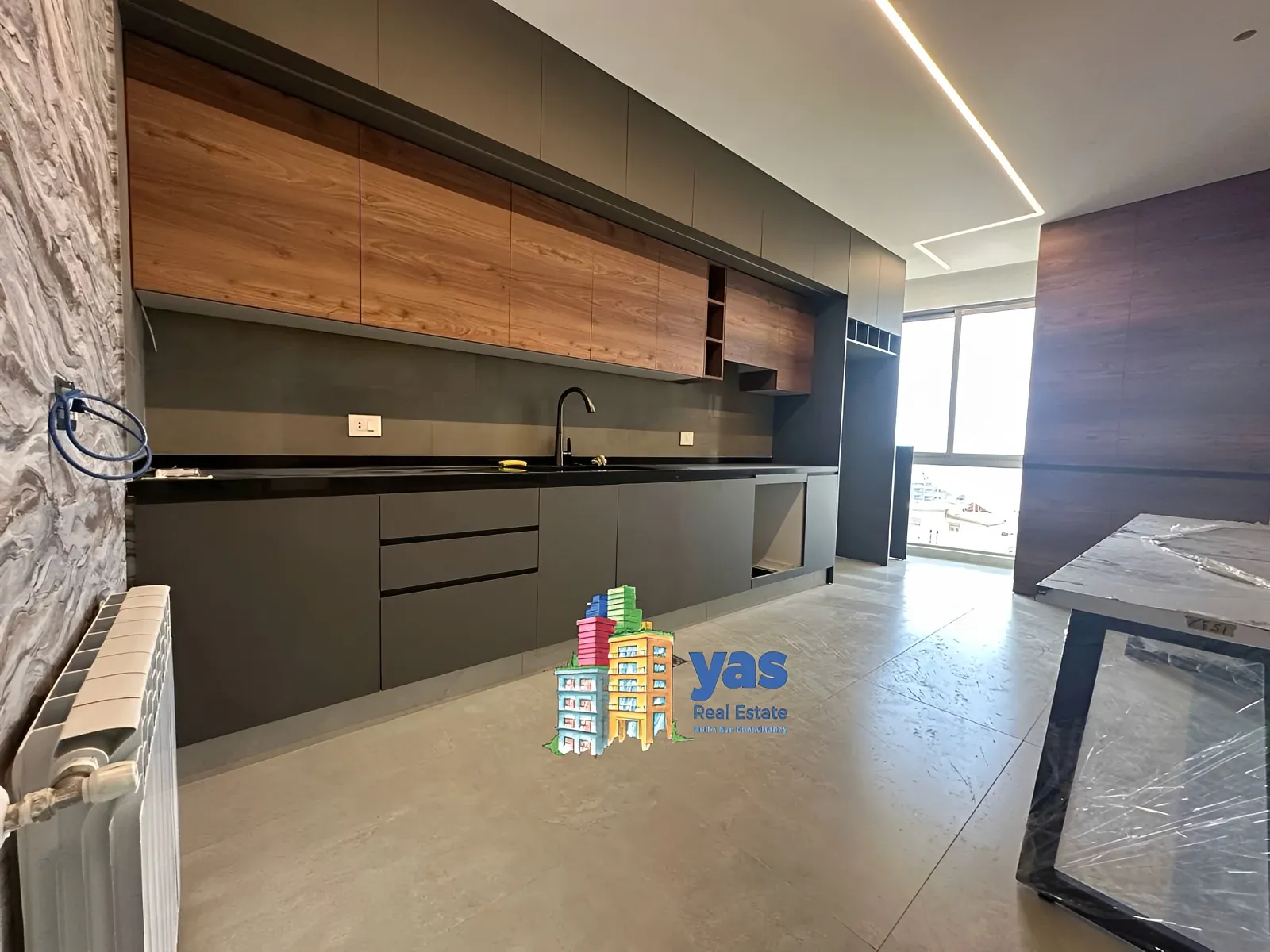 Apartment for Sale in Kfar Yassine - 3 bed, 2 bath