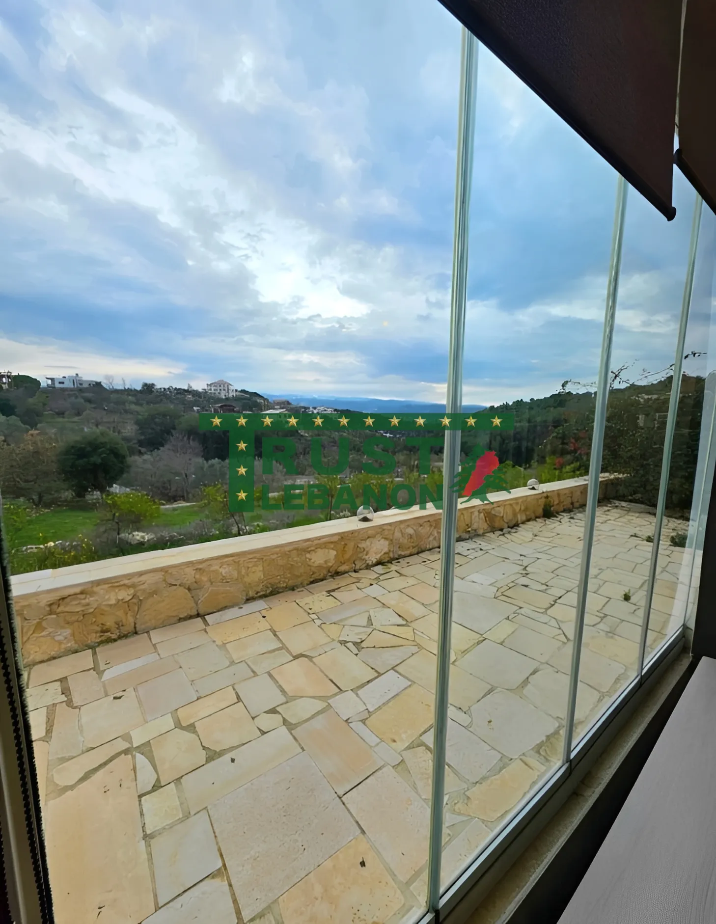 Apartment for Sale in Aabrine, Lebanon