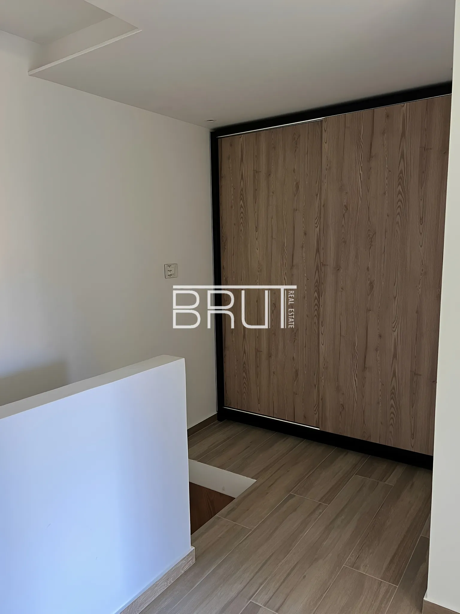 Chalet for Rent in Kfardebian