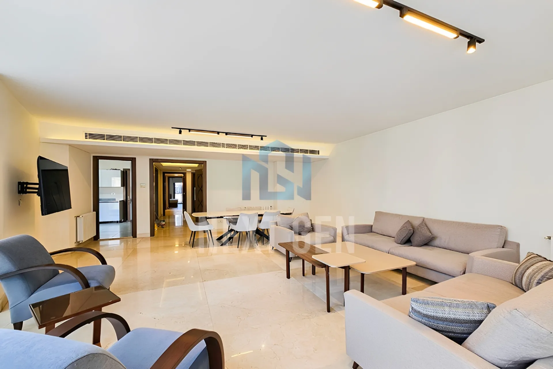 Apartment for rent in Achrafieh, Beirut, Lebanon - 3 bed, 5 bath