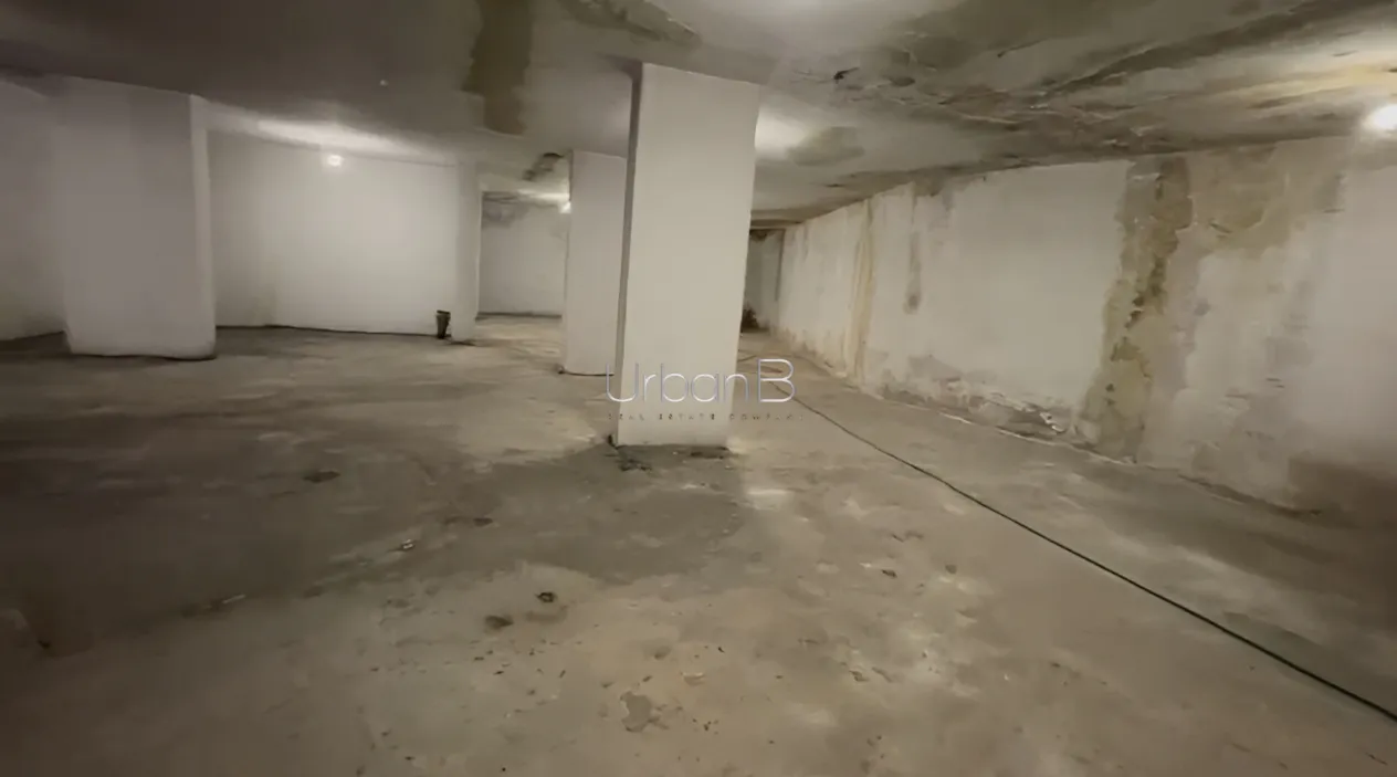 Warehouse for rent in Ain el tineh, beirut, lebanon