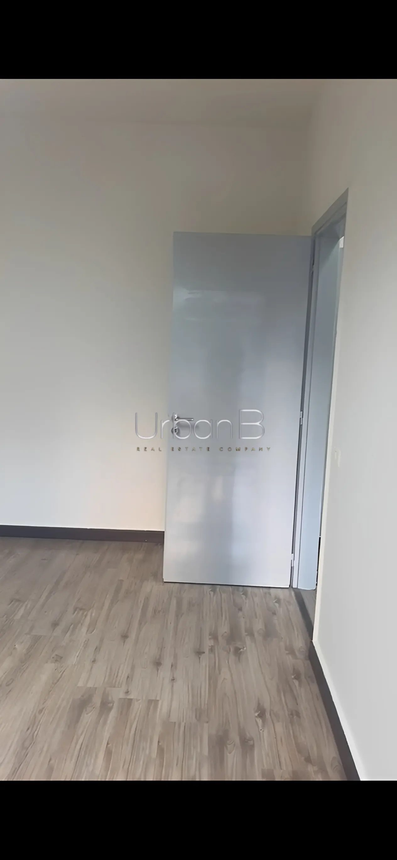 Clinic for rent in Hotel Dieu