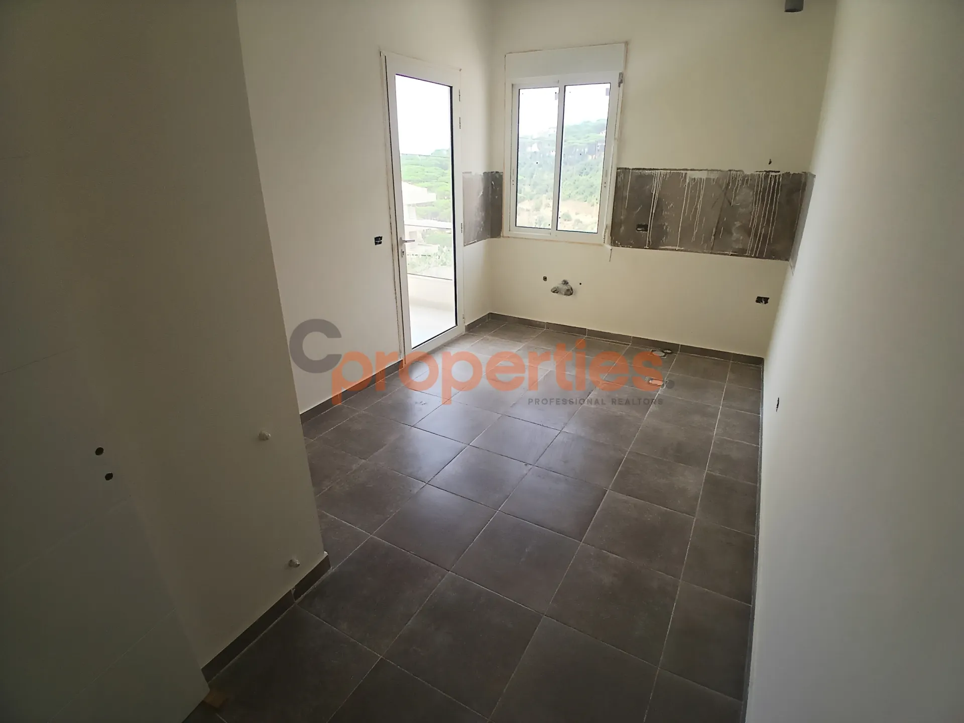 Apartment for Sale in Zaraoun