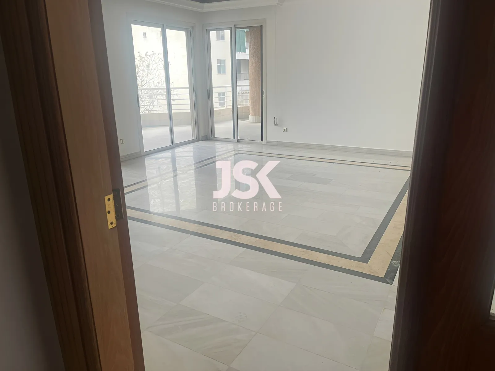 Apartment for Rent in Ras