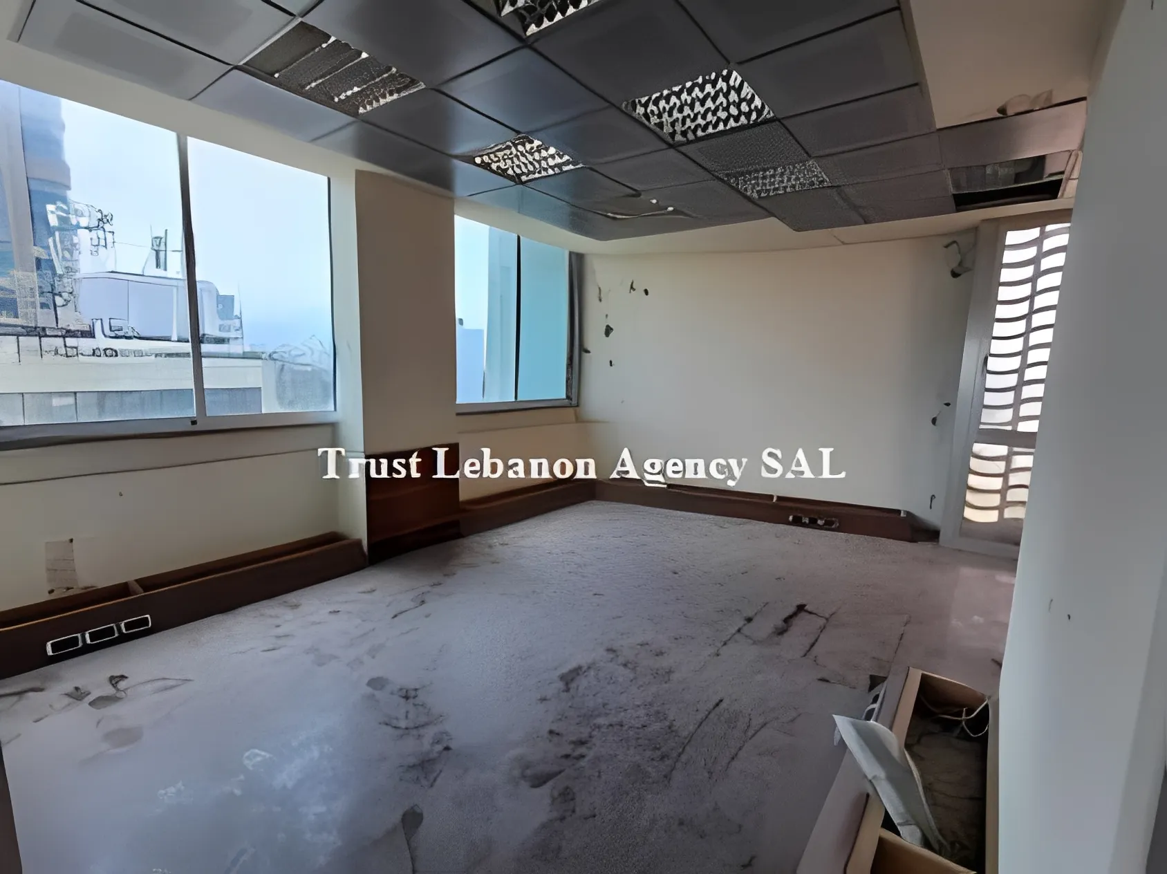 Office for rent in Metn, Horsh Tabet