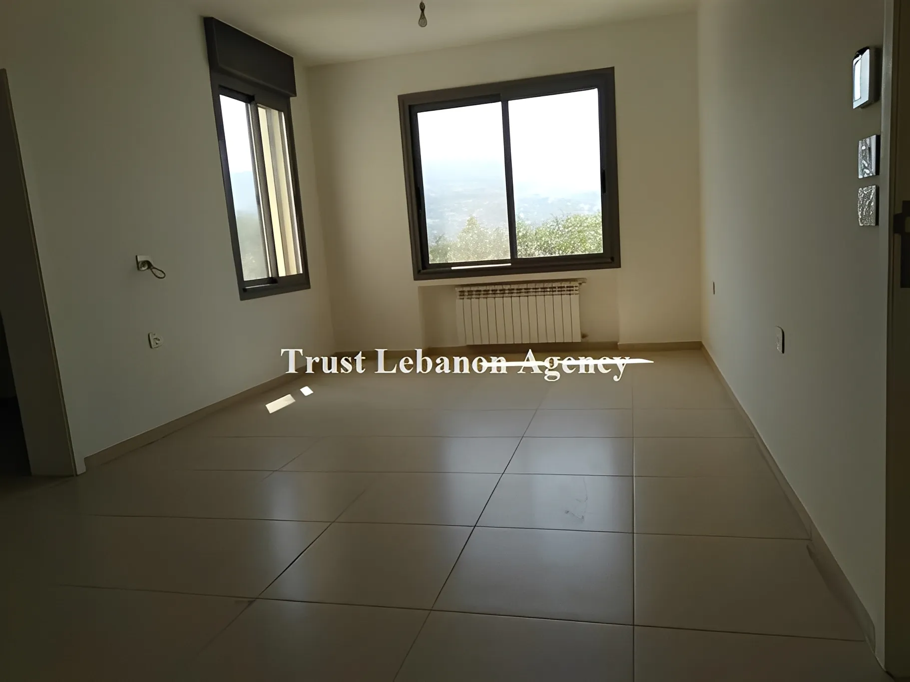 Triplex for Sale in Baabda yarzeh