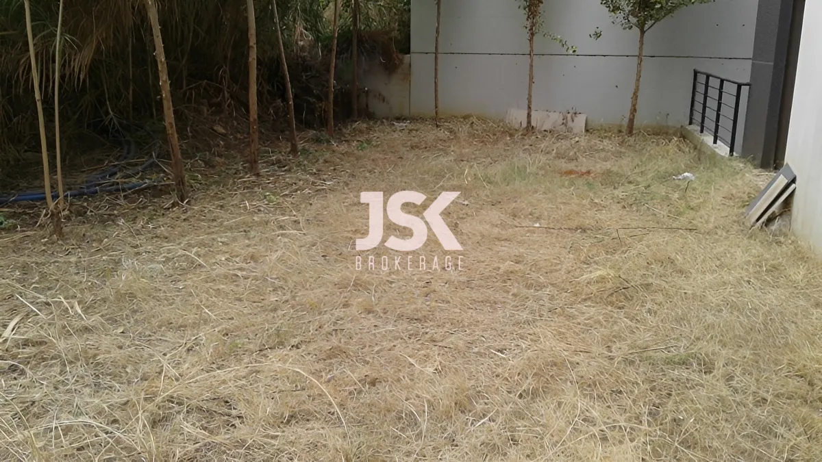 Apartment for Sale in Aaoukar, Lebanon - 3 bed
