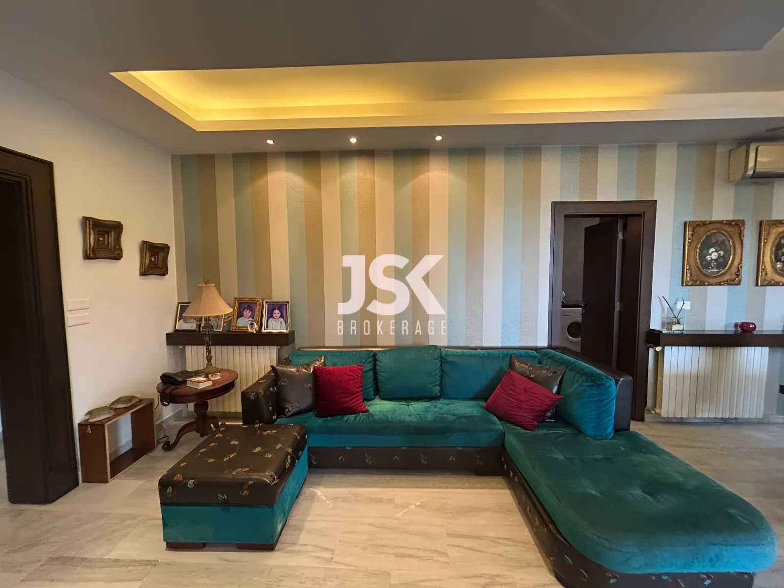 Duplex for Rent in Zikrit