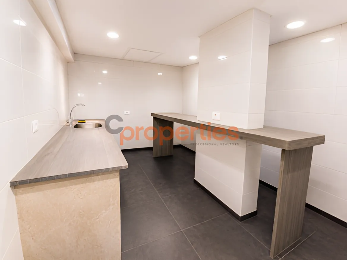 Office for Rent in Zalqa