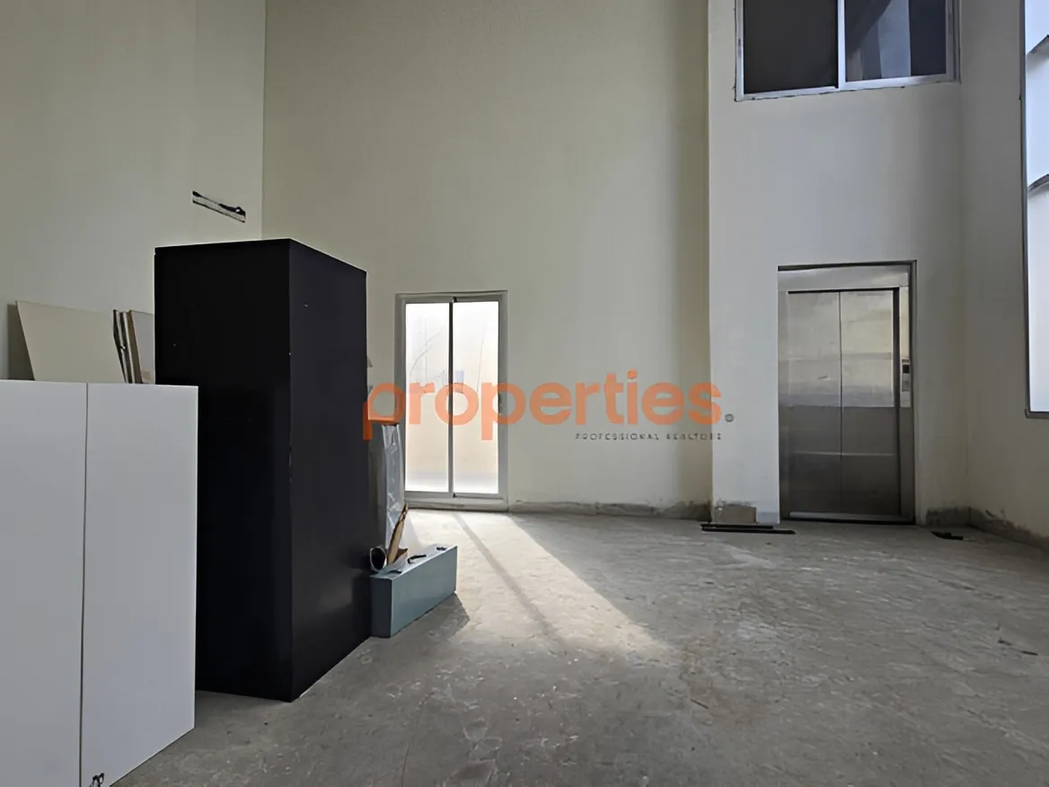 Showroom for Rent in Forn El Chebbak