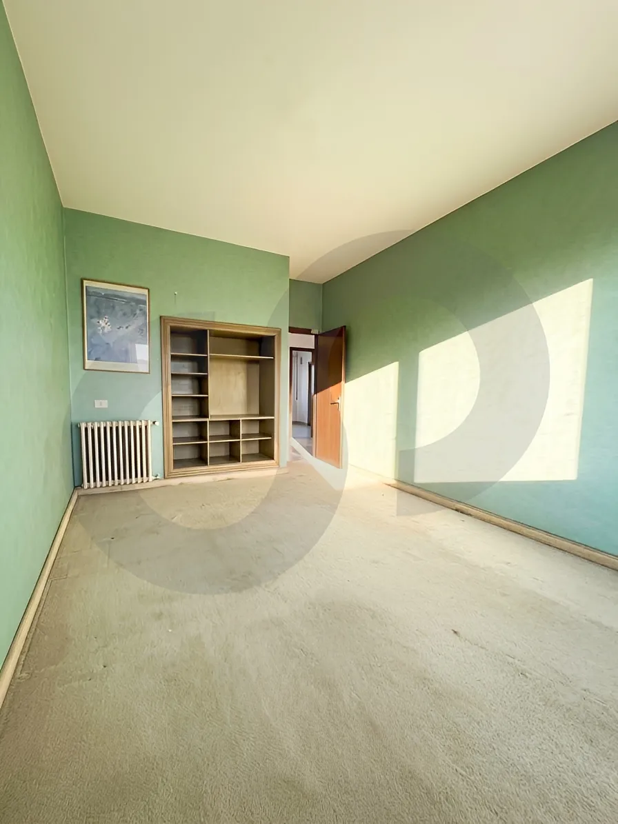 Building for Sale in Jnah