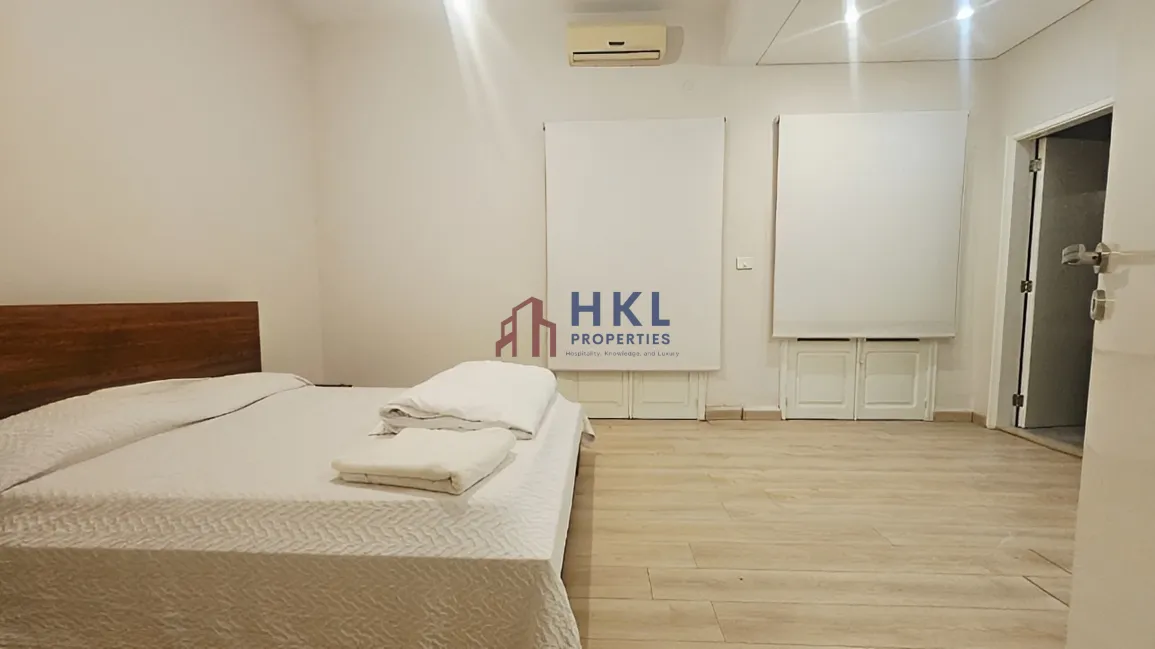 Apartment for rent in Caree d'or, Achrafieh