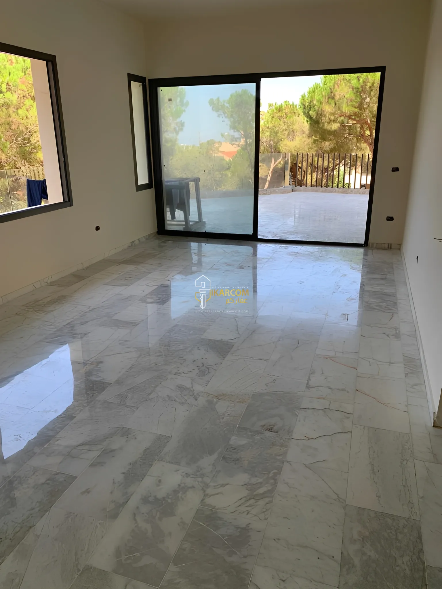 Apartment for Sale in Ain Saadeh