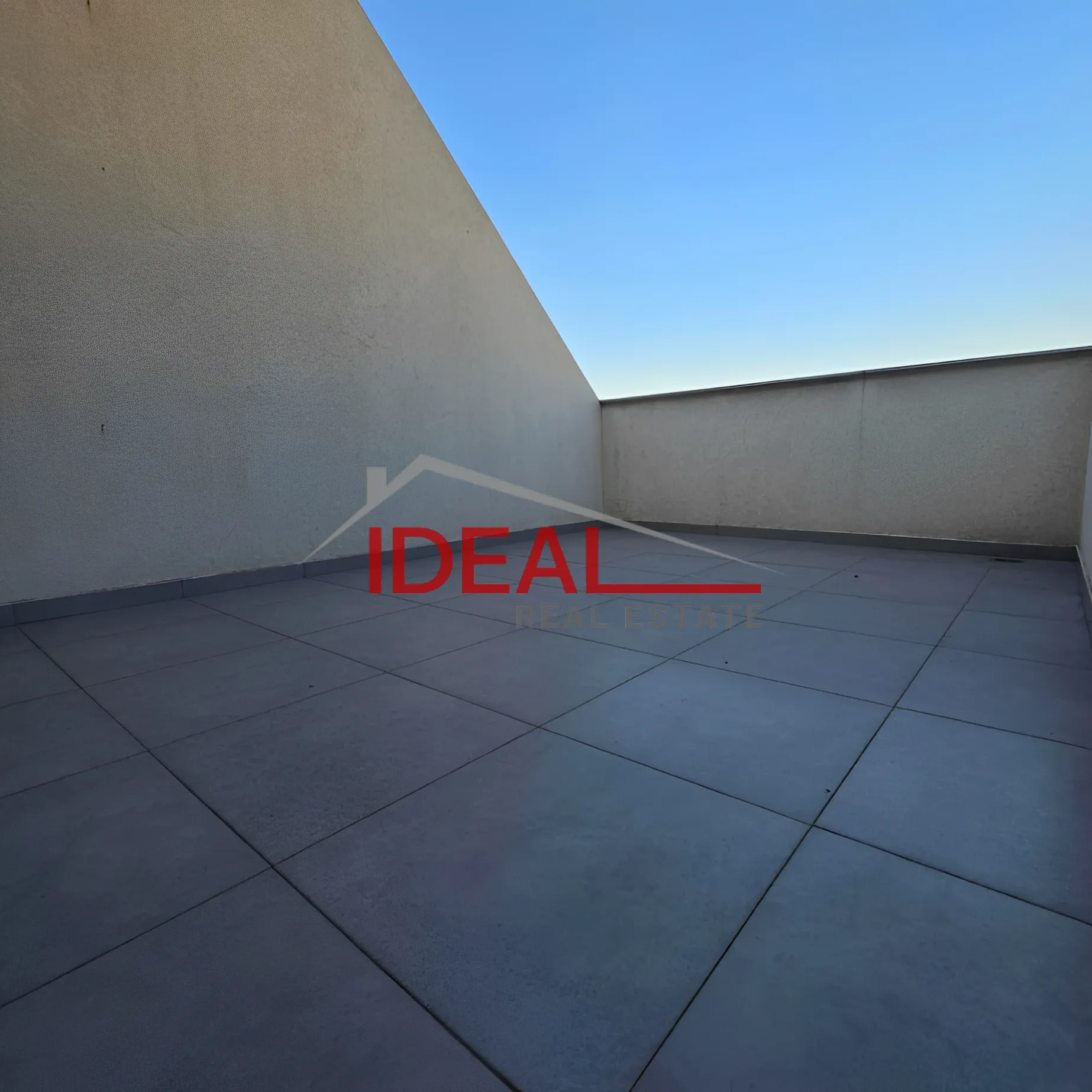 Office for Rent in Forn El Chebbak, Lebanon