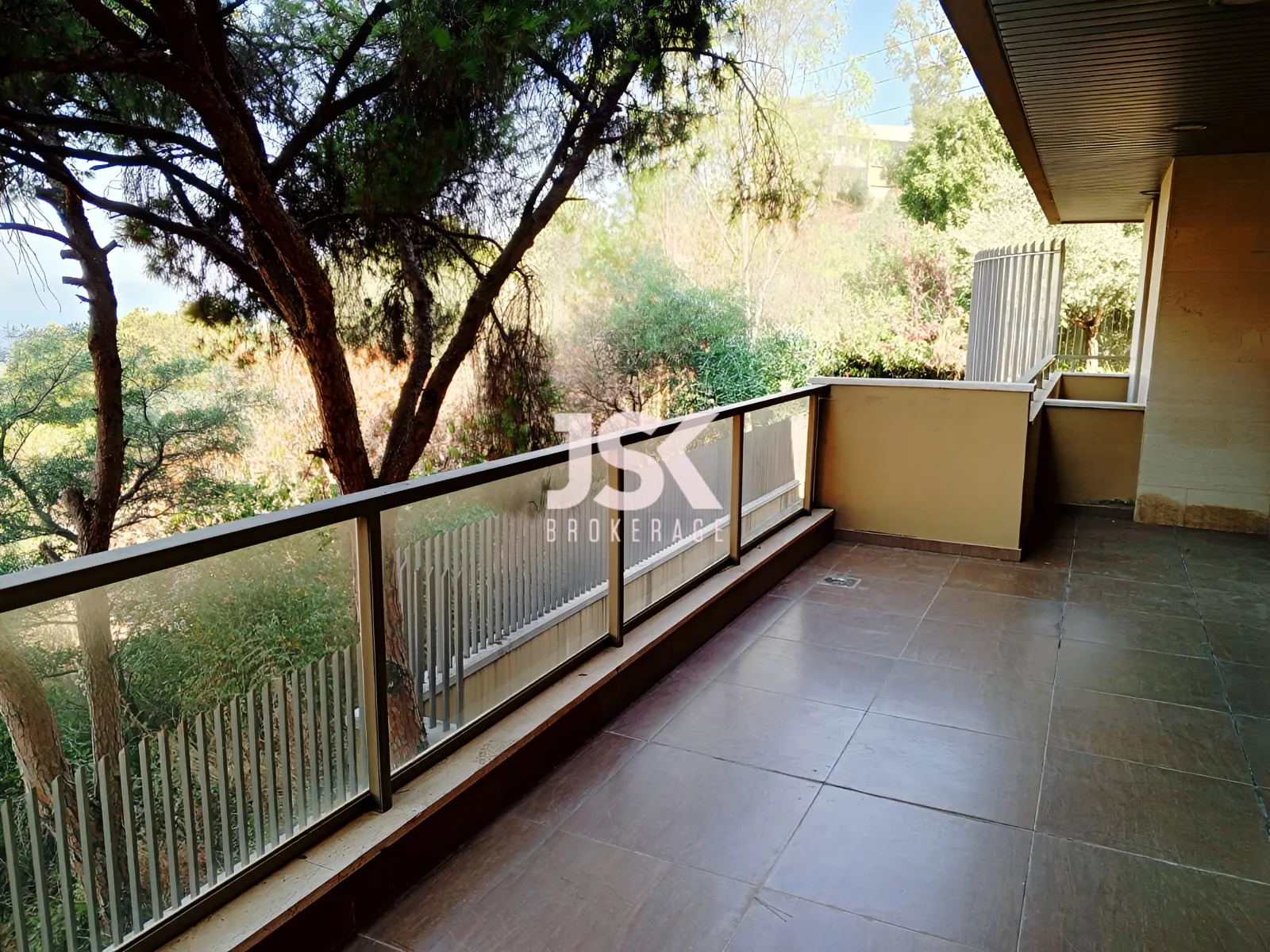 Apartment for Sale in Dik El Mehdi - 2 bed, 4 bath