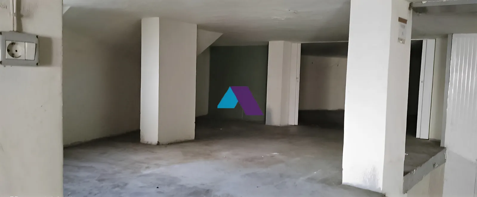 Office for Sale in Dekwaneh