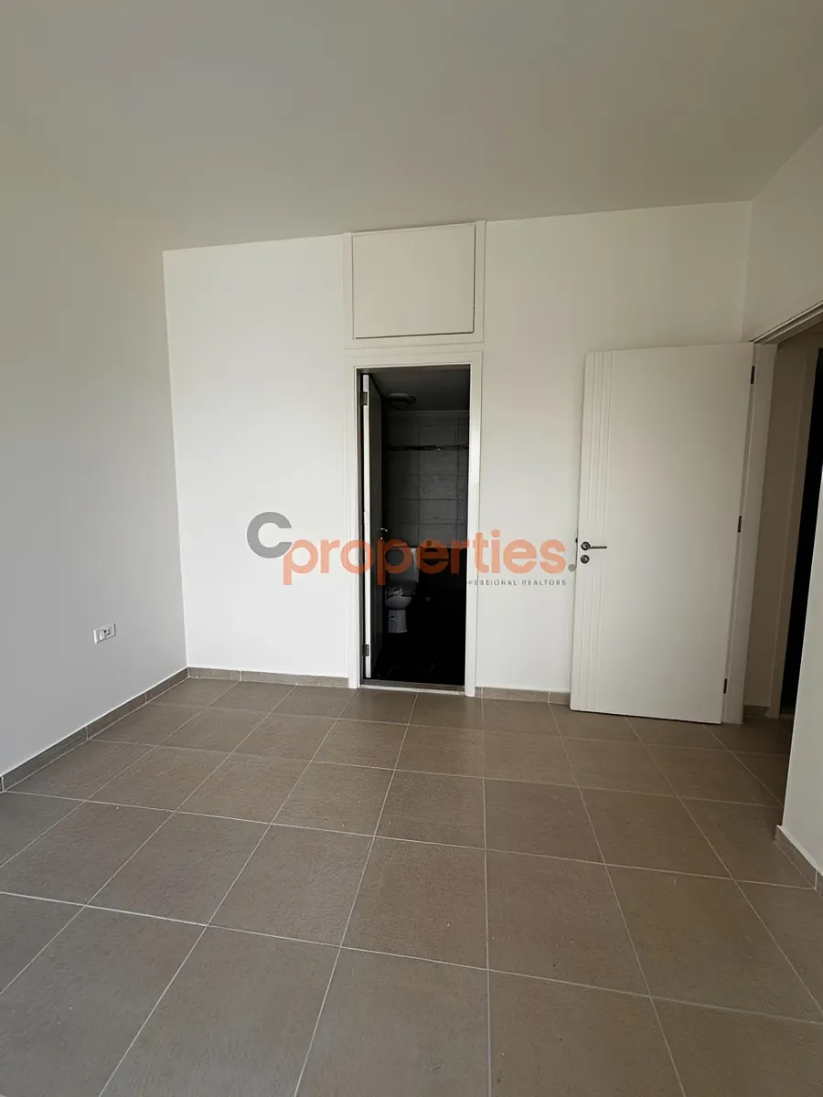 Apartment for Sale in Aamchit - 3 bed, 3 bath
