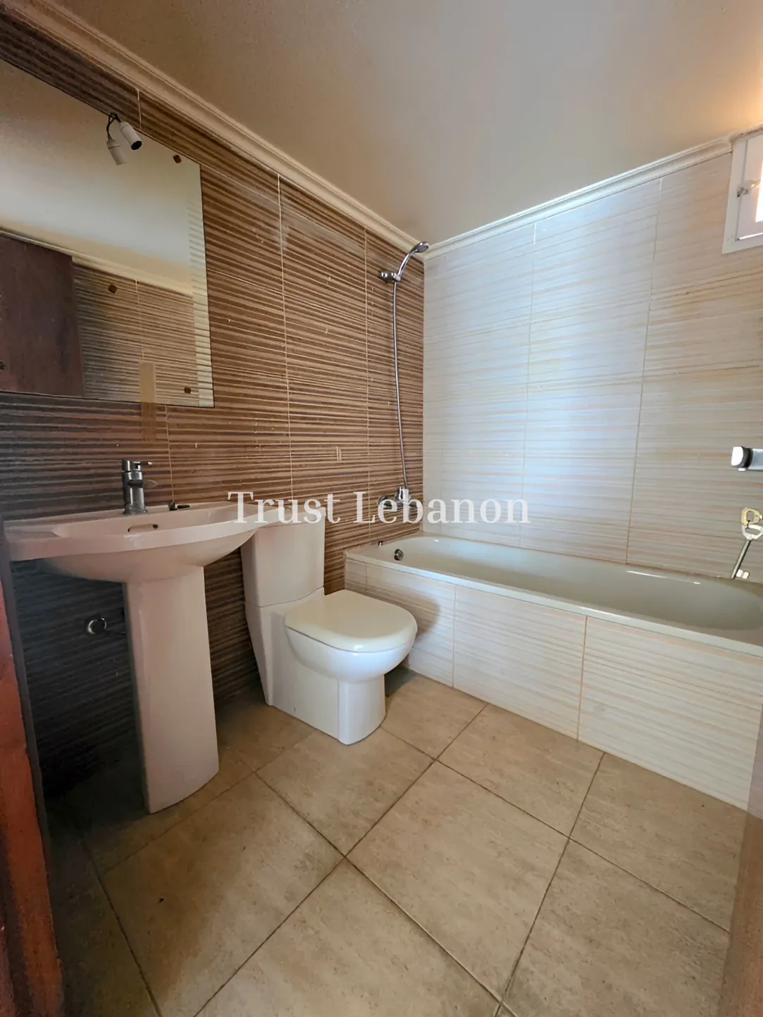 Apartment for sale in Kfar Yassine, Lebanon