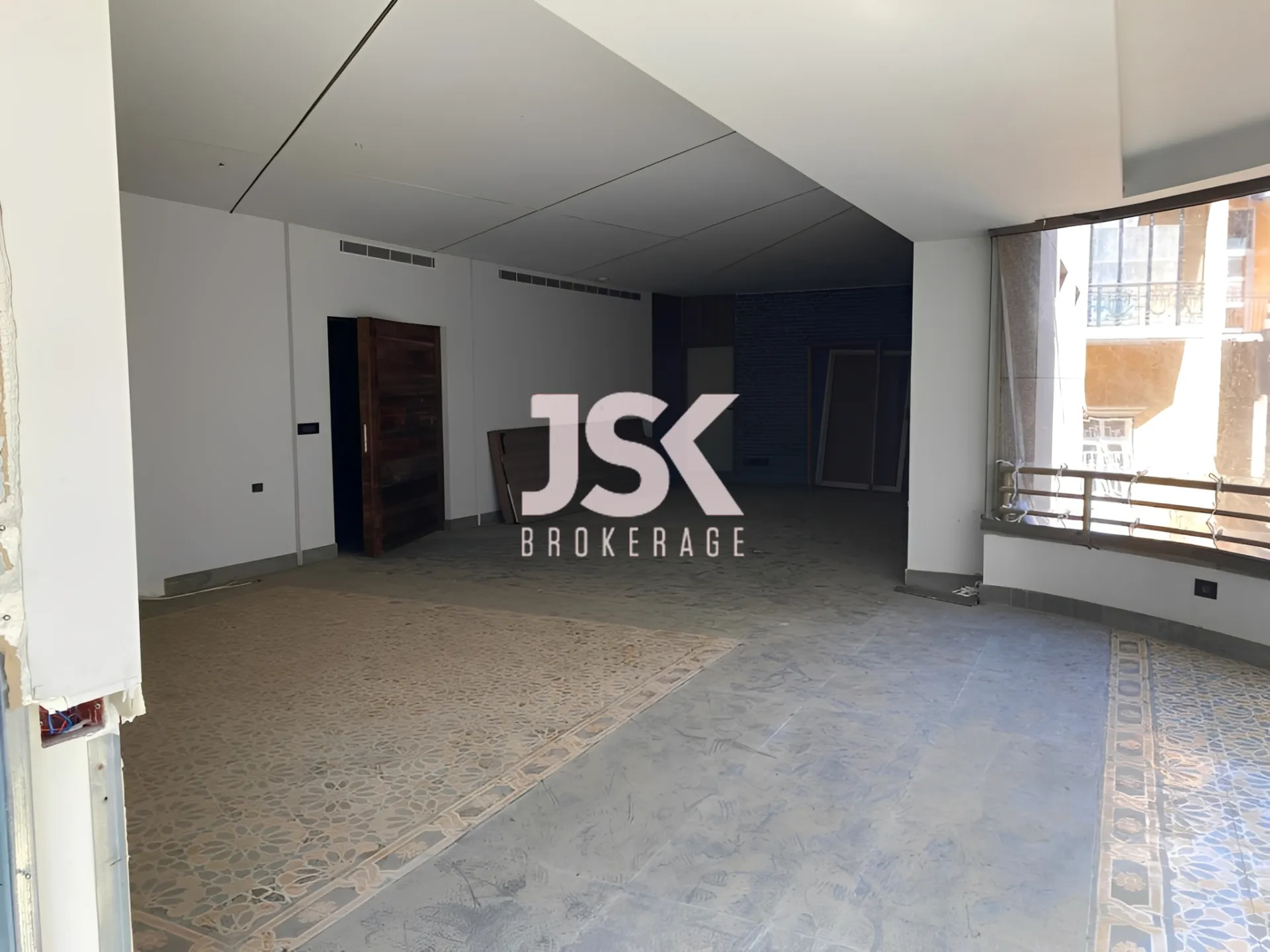 Office for Rent in Tabariss, Achrafieh, Beirut, Lebanon