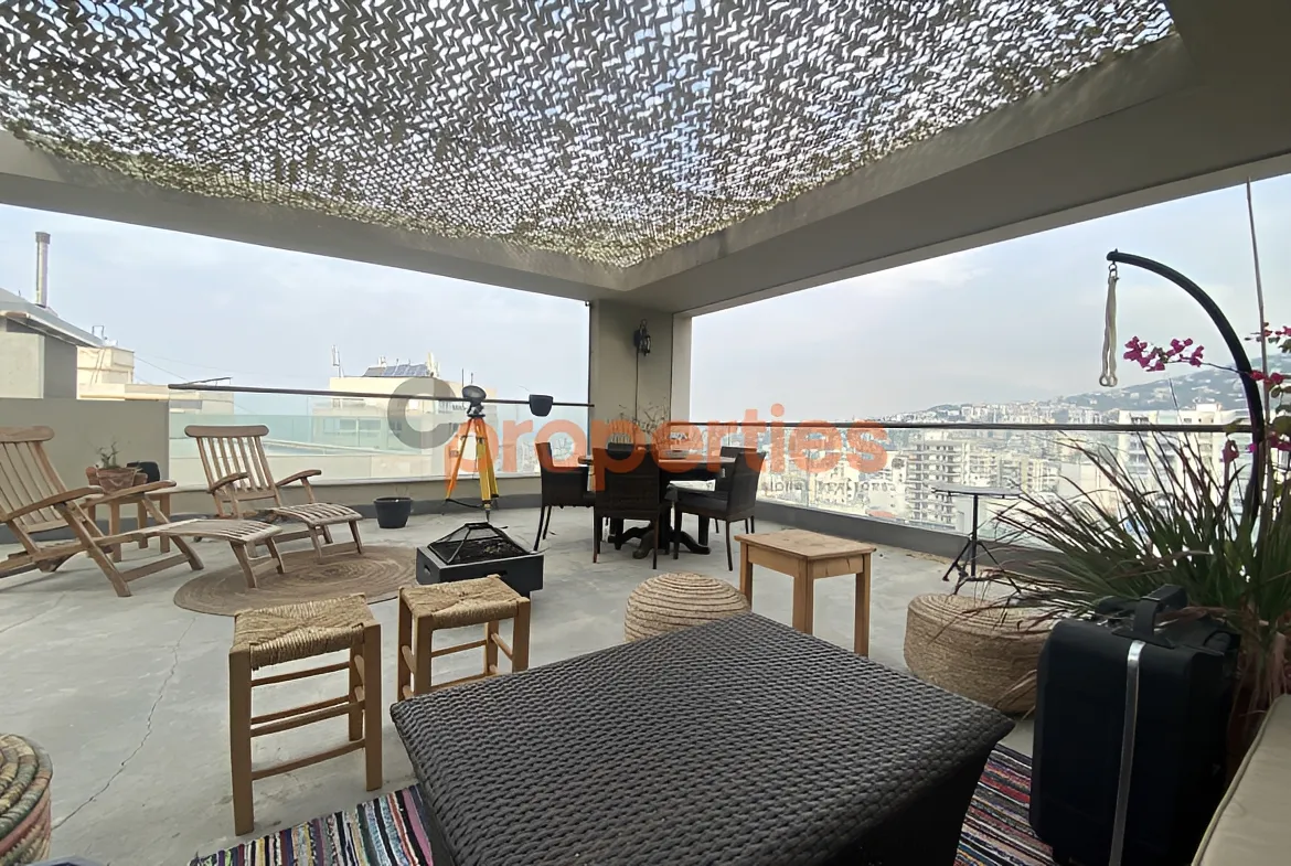 Apartment for Sale in Zalqa - 2 bed, 4 bath