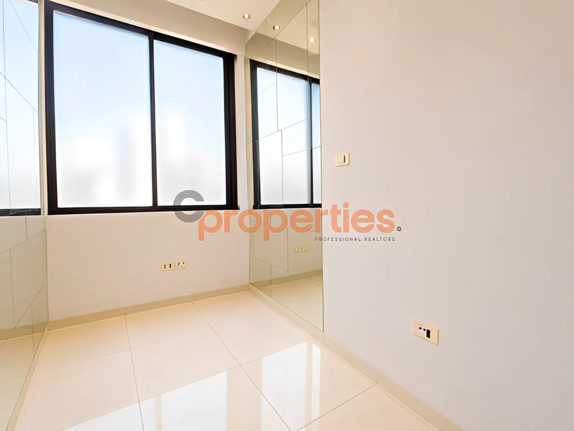 Office for Rent in Zalqa