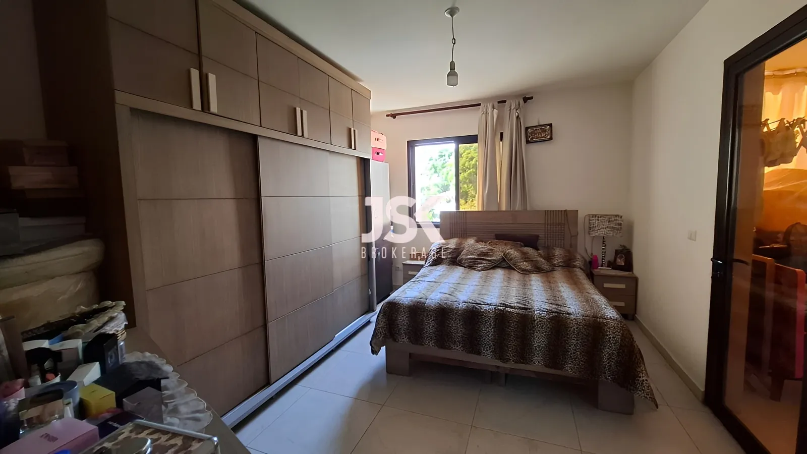 Apartment for Sale in Aamchit