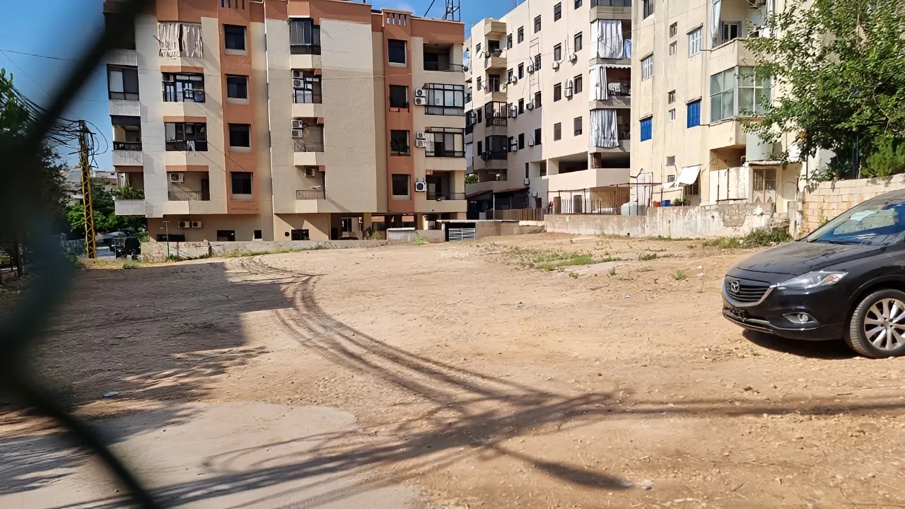 Commercial Land for sale in Hadath