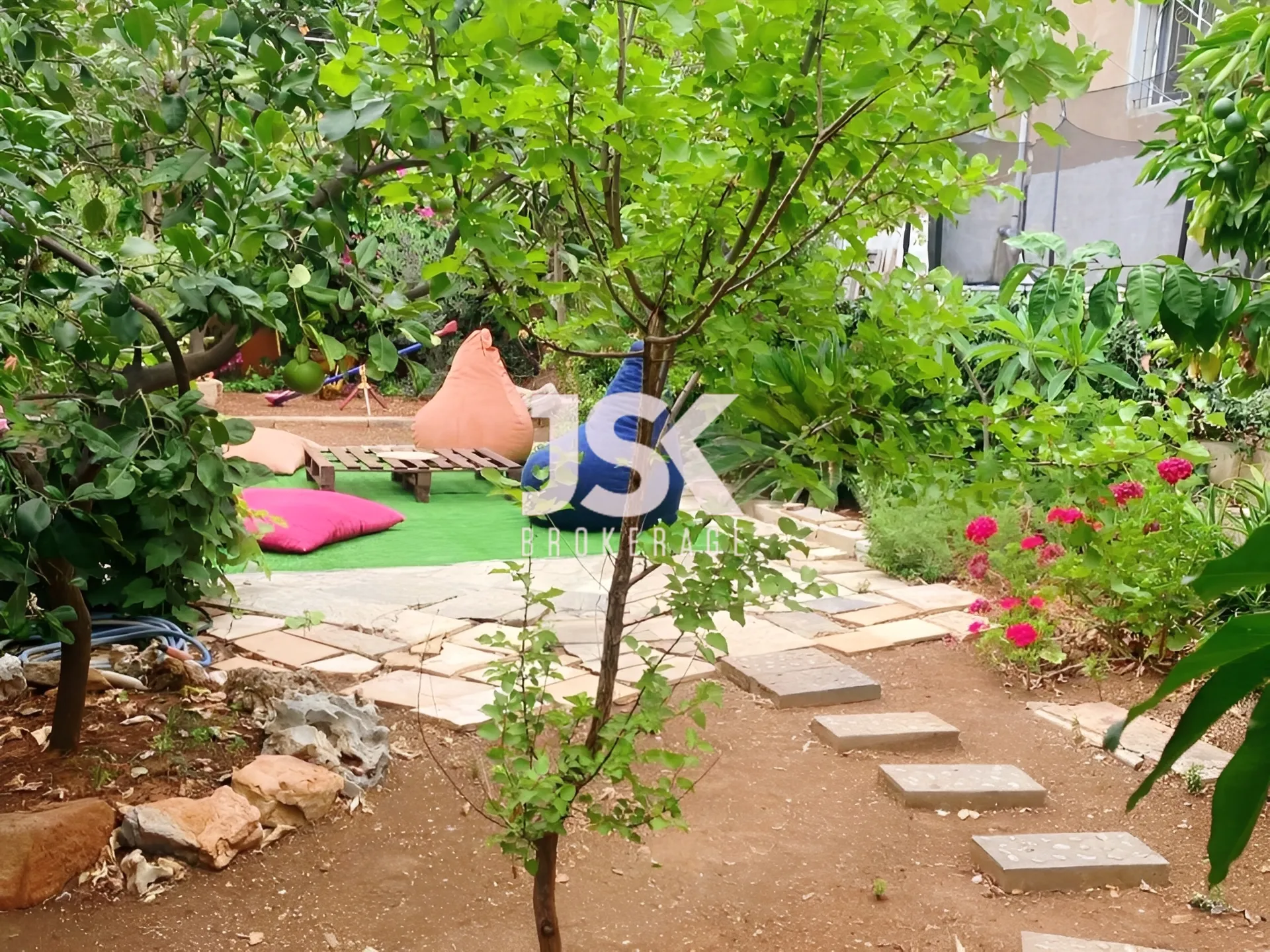 Villa for Sale in Aamchit - 3 bed, 1 bath