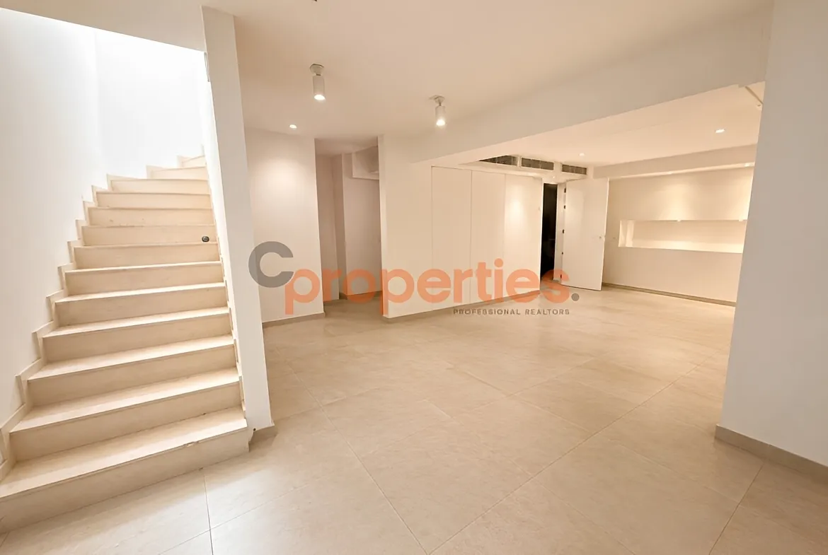 Shop for Rent in Downtown