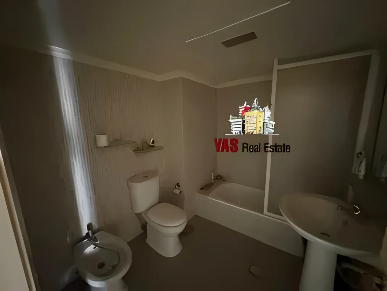 Apartment for Sale in Haret Sakhr