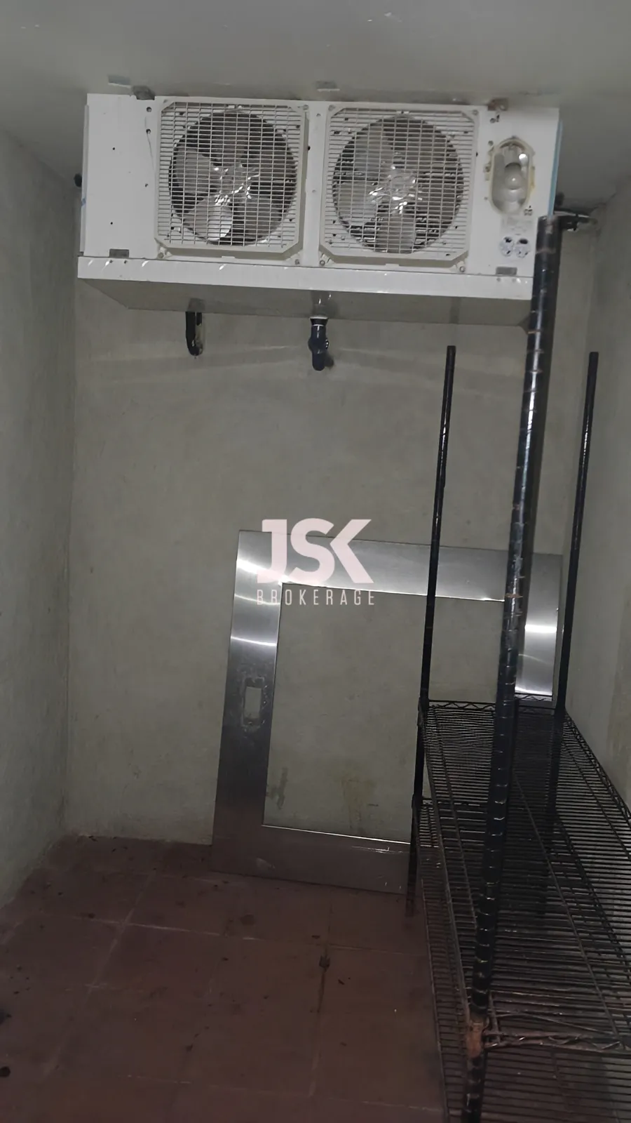 Warehouse for Rent in Jdeideh