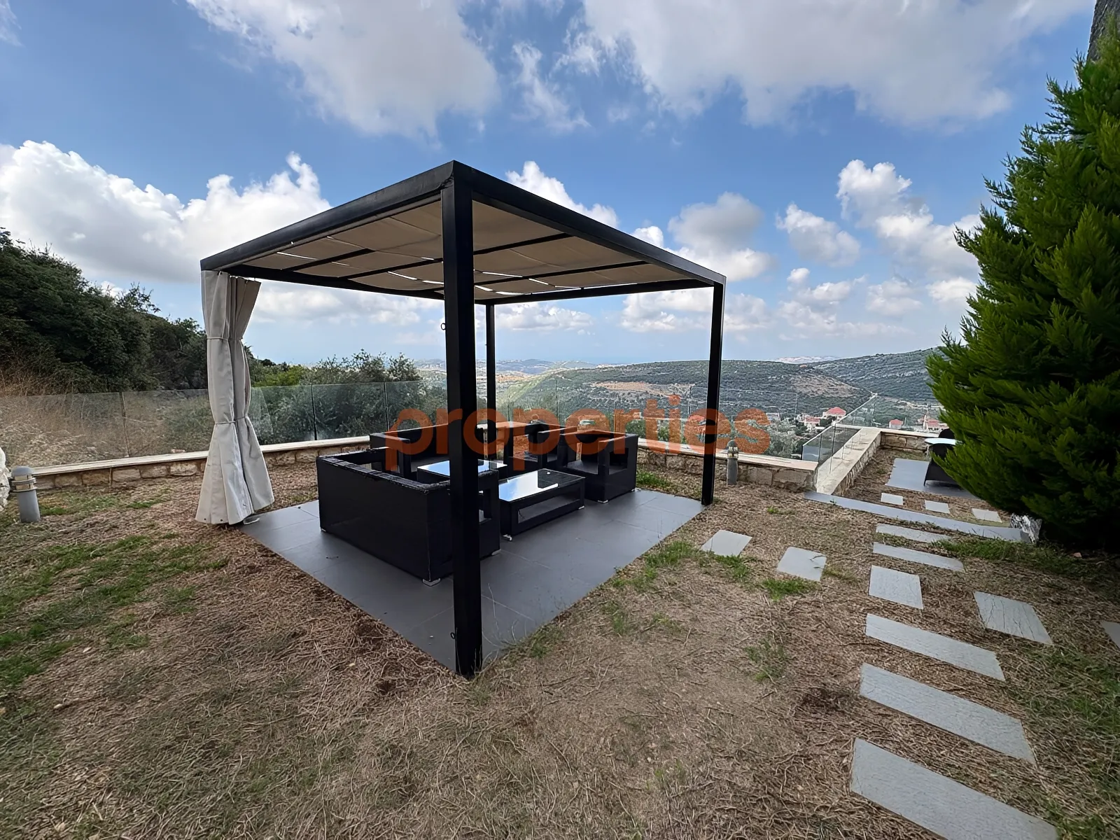 Villa for Sale in Chabtine
