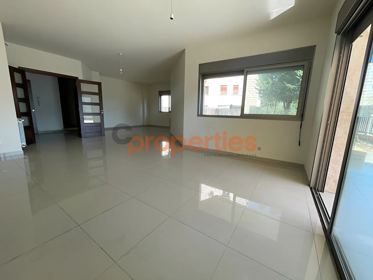 Apartment for Sale in Ballouneh