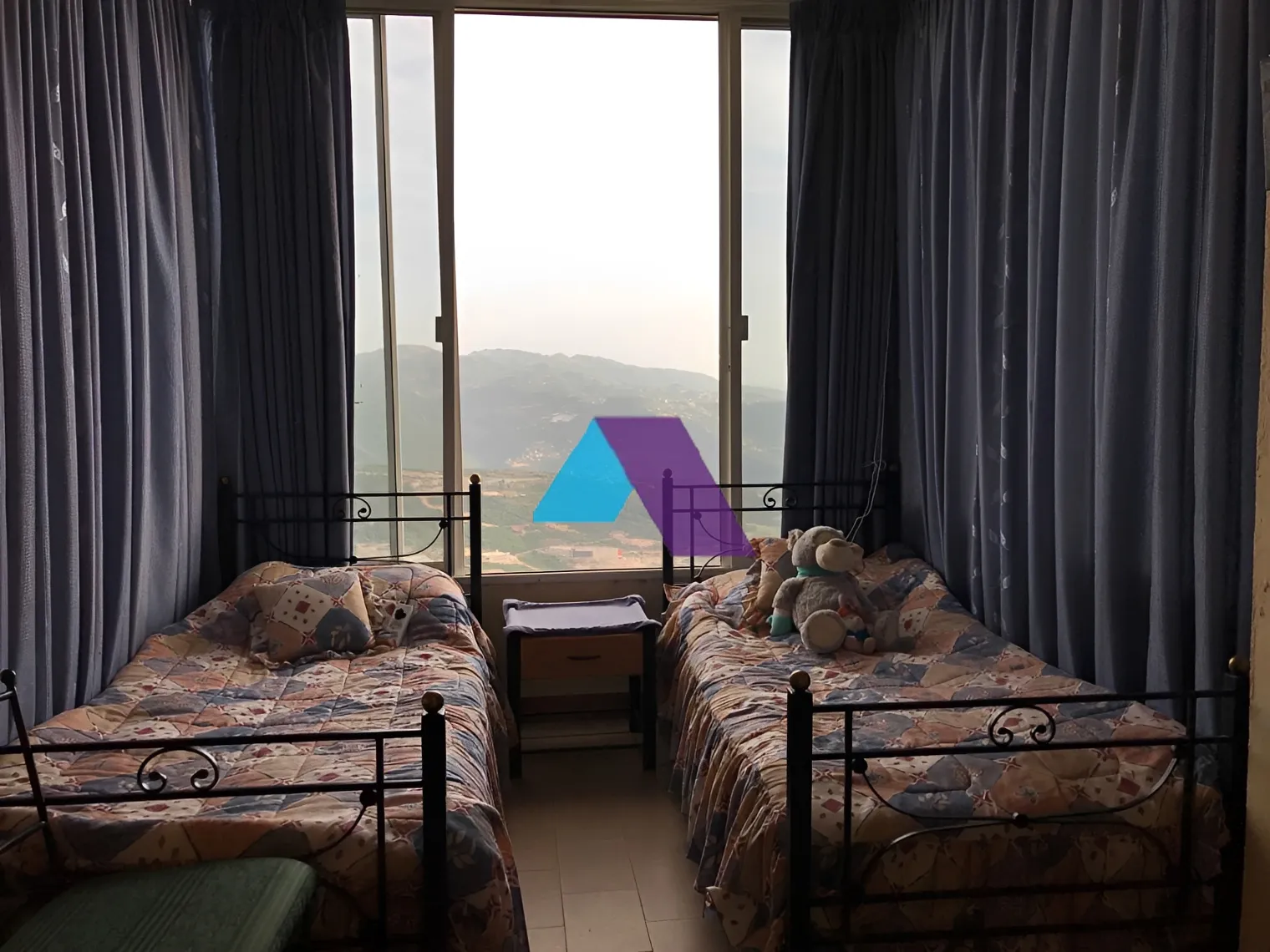 Chalet for sale in Aannaya